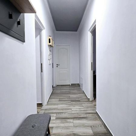 Apartament 3 Camere Hd Hunedoara Luaran gambar