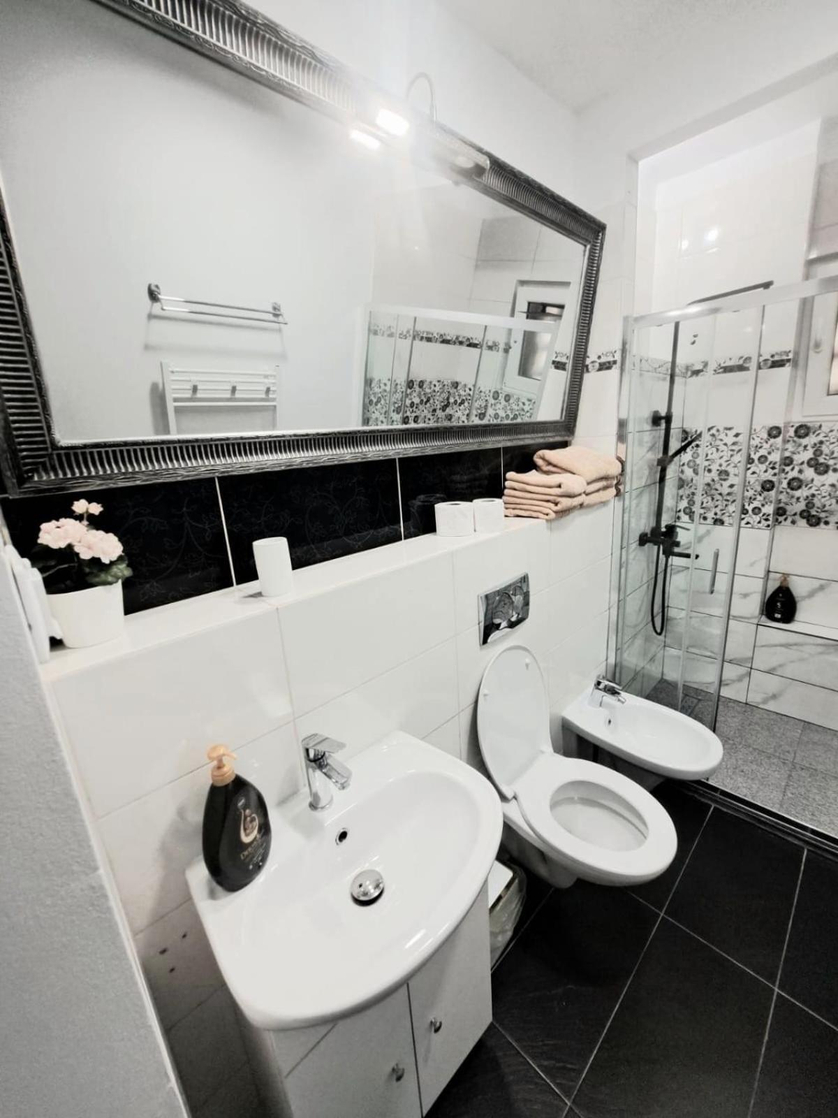Apartament 3 Camere Hd Hunedoara Luaran gambar